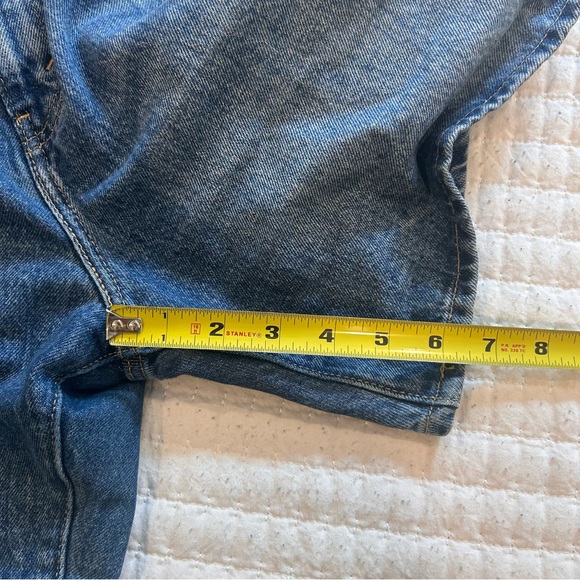 Levi's High-Waisted Jean Shorts - Picture 6 of 13